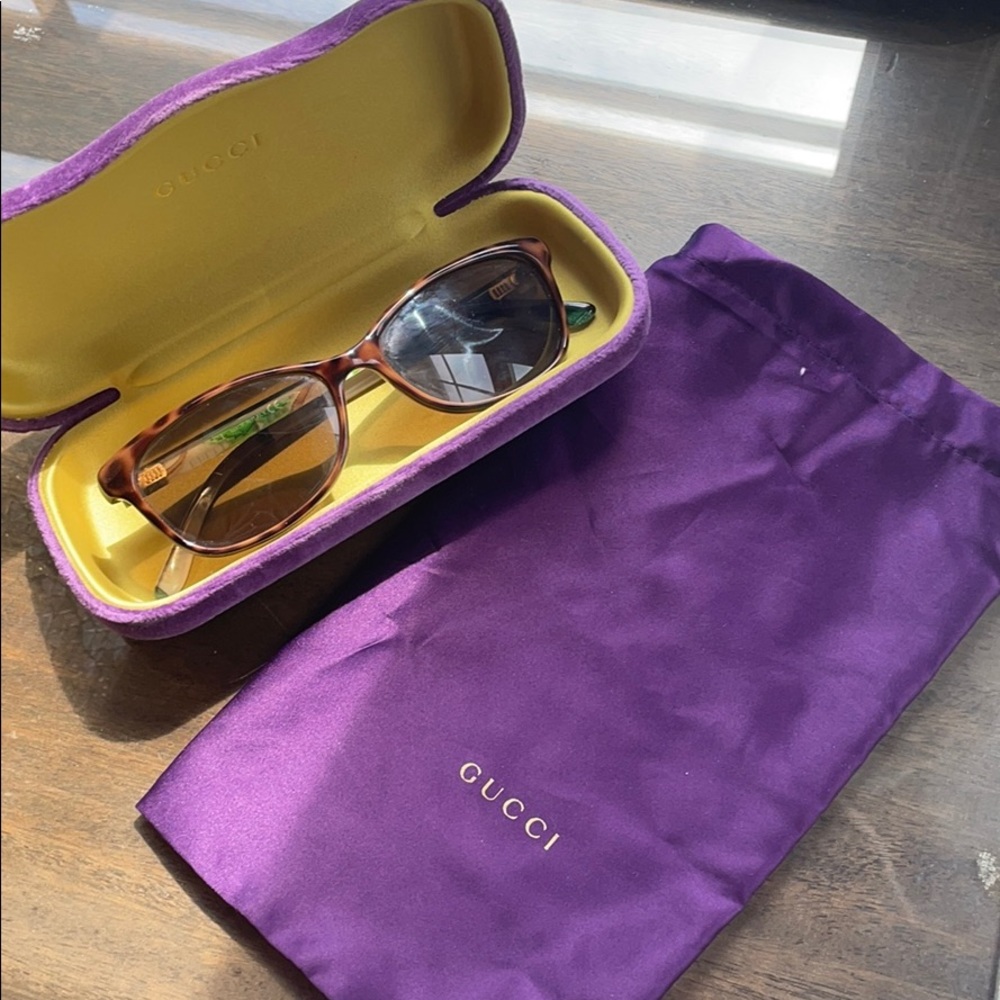 Gucci Tortoise Sunglasses!